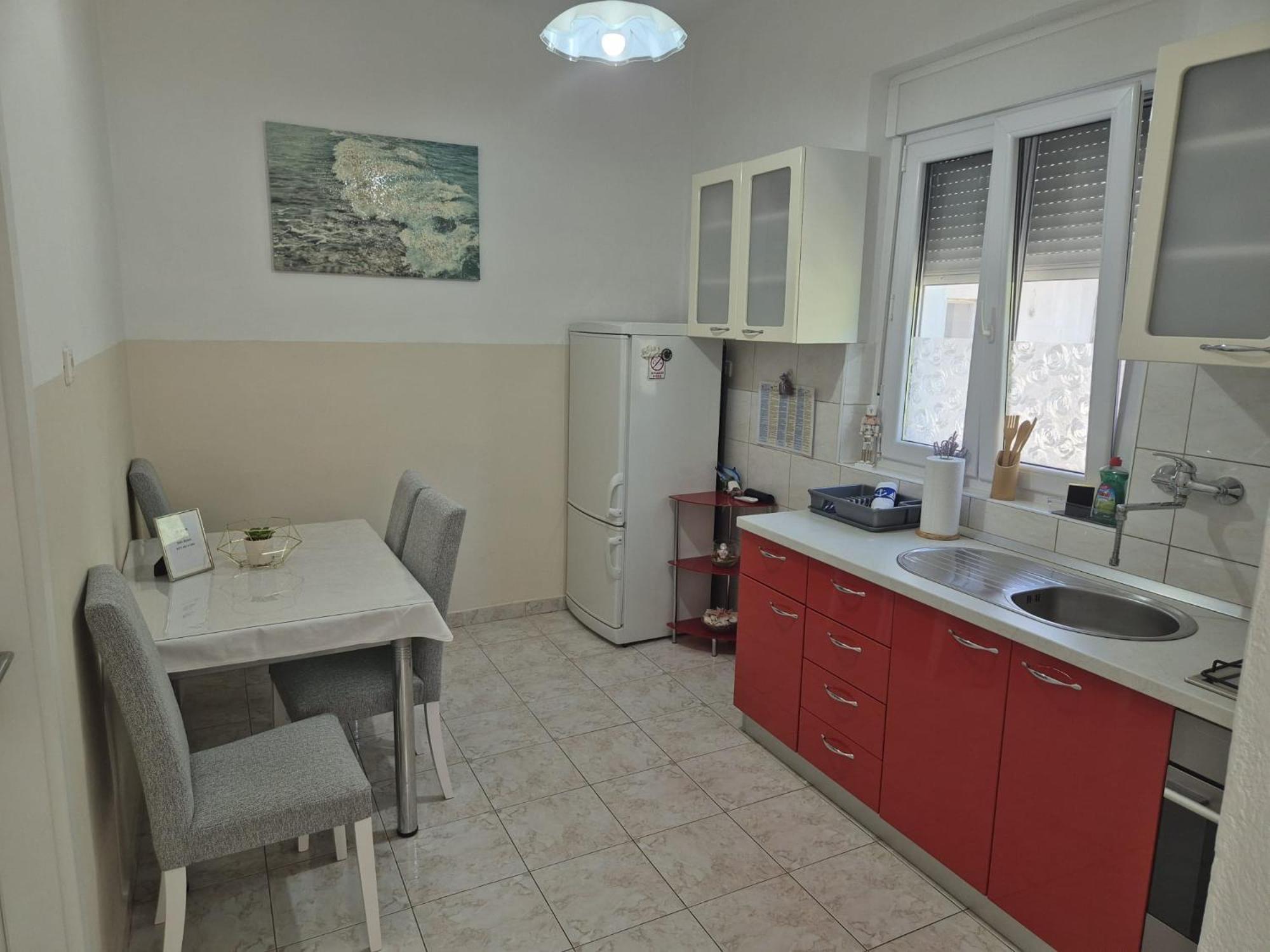 Lovely Apartment Оміш Екстер'єр фото